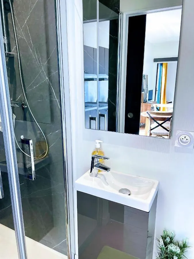 Sillingy La Plus Bellevue D'Annecy En Tiny House Eco-Concue 아파트 프랑스